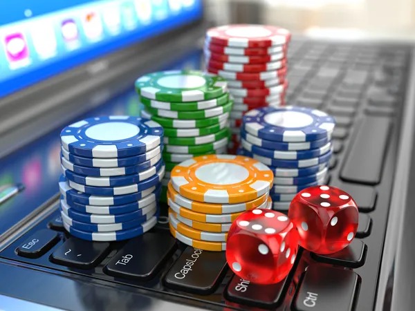 Live dealer camera angle during a Dragon Tiger round on acgwin, showing card placement